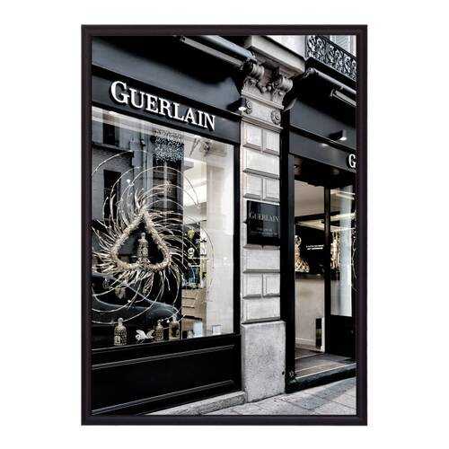 Постер в рамке Витрина Guerlain 50х70 см в Фамилия